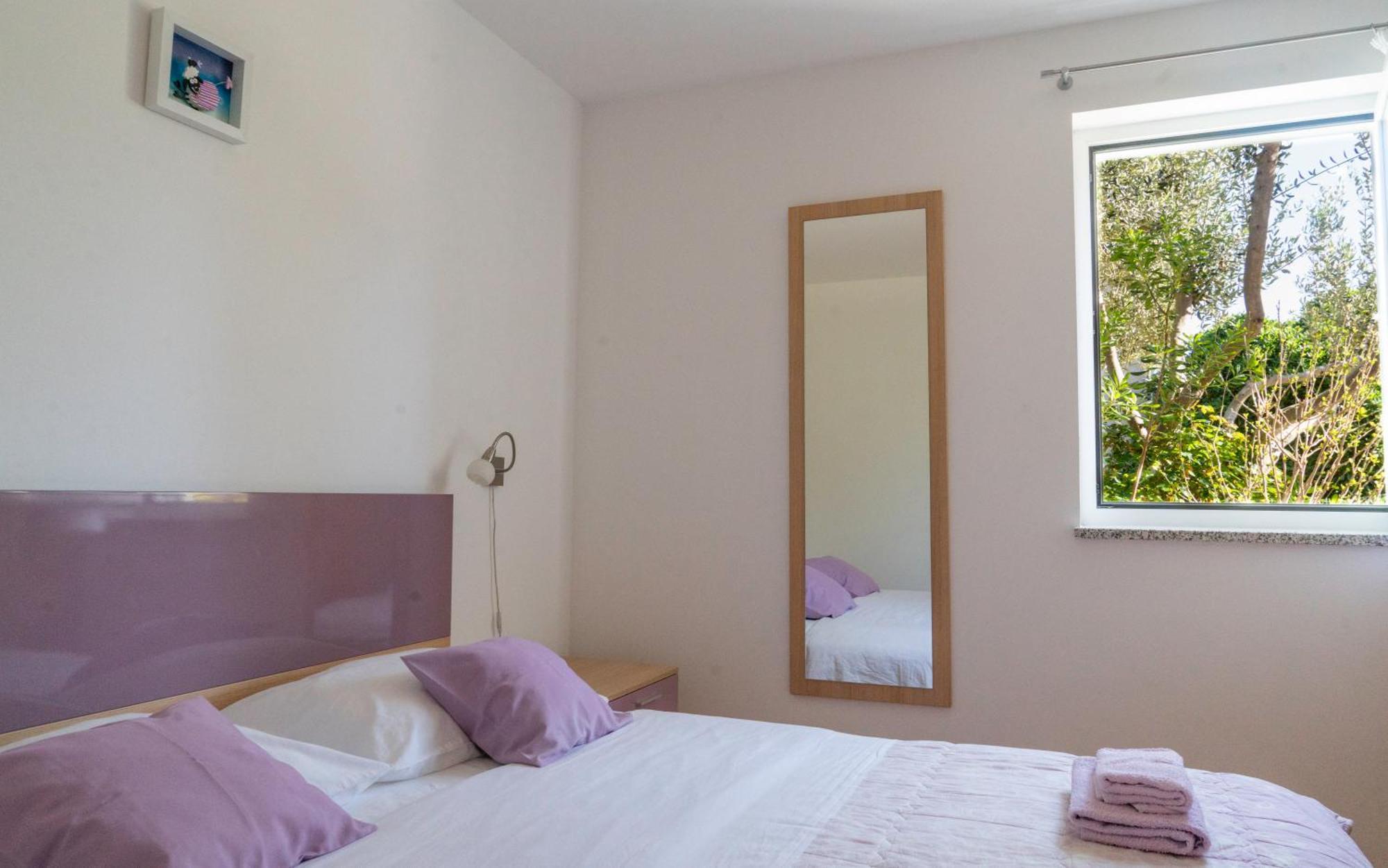 Apartments Lila Cres Rom bilde